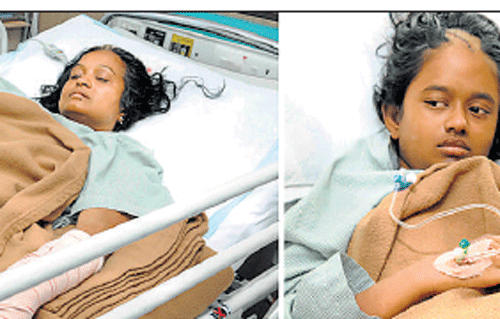 Kirthana and daughter Ashwathi undergoing treatment at a hospital in the City on&#8200; Saturday. DH Photo