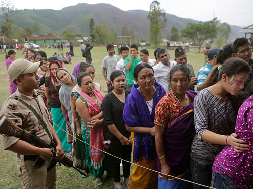 LS polls: Moderate to high turnout in eastern states