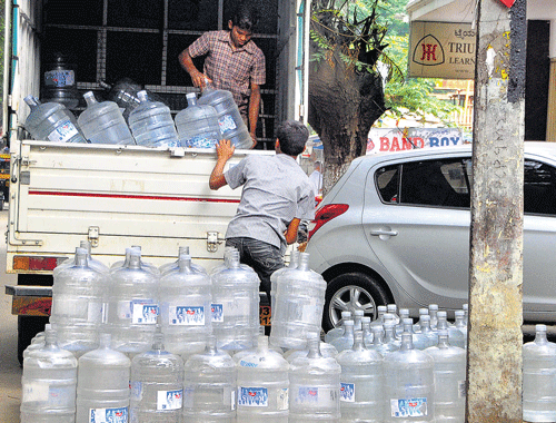 When the focus is on quantity, quality suffers. That is precisely the case with the packaged drinking water industry which has grown by leaps and bounds in the last few years in the State, especially in Bangalore. DH File Photo. For Representation Purpose