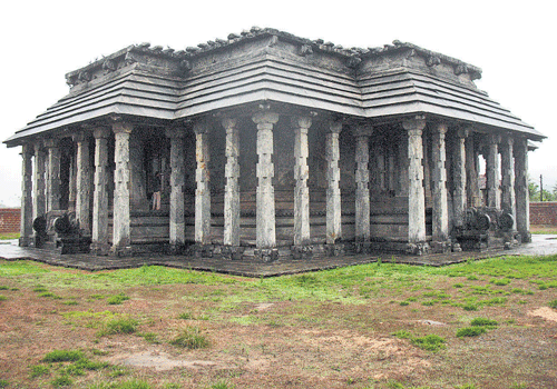 uilt in 1586 AD, this basadi looks unique and symmetrical in construction on all four sides, thus deriving its name chaturmukha. Photo by Kushal V R