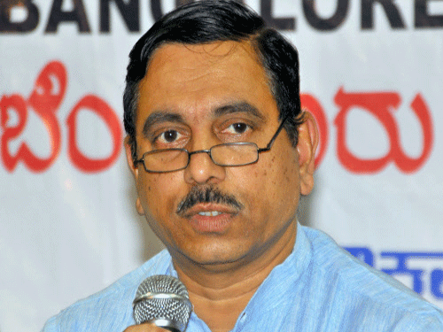 The BJP State president, Pralhad Joshi, faces an uphill task to retain the Dharwad parliamentary constituency which the saffron party has not lost in the last 18 years. DH Photo