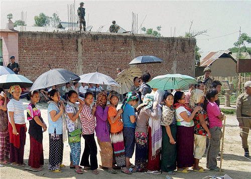 Ten per cent of the 8.53 lakh voters today cast their votes to elect their representative from Inner Manipur Parliamentary seat till 9 AM. PTI
