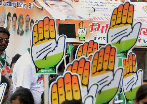 At a time when the Dravidian majors, AIADMK and DMK, are campaigning intensely in as many ways as possible, including roping in film stars, the Congress campaign is lacklustre in Tamil Nadu as the party is bereft of allies and its candidates short of funds to run the show. PTI File Photo