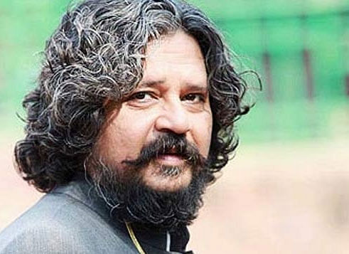 The very versatile and committed Amole Gupte is a reluctant actor. Proof of this lies in the fact that he he has just edited himself out of his own directorial venture ''Hawaa Hawaai''. Screen Shot