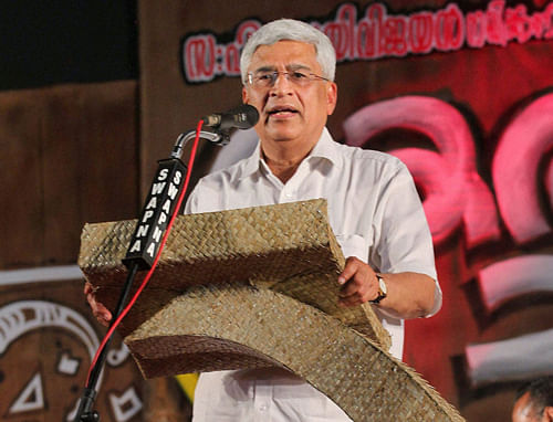 CPI (M) General Secretary Prakash Karat today claimed there is a strong 'anti-congress wave'  in the country which would benefit the Third Front and not the BJP. / PTI Photo