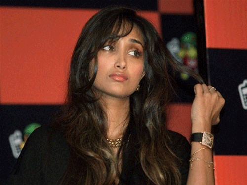 The Bombay High Court today asked late actor Jiah Khan's mother Rabia Khan to approach the Mumbai police commissioner with her grievances regarding the probe into the death of her daughter. PTI file photo