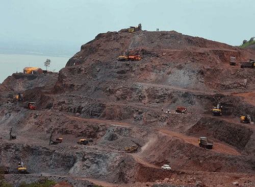 The Supreme Court Monday revoked its  ban on iron ore mining in Goa but restricted the ore extraction to 20 million tonnes per annum and prohibited mining within one km of national parks and sanctuaries. DH photo