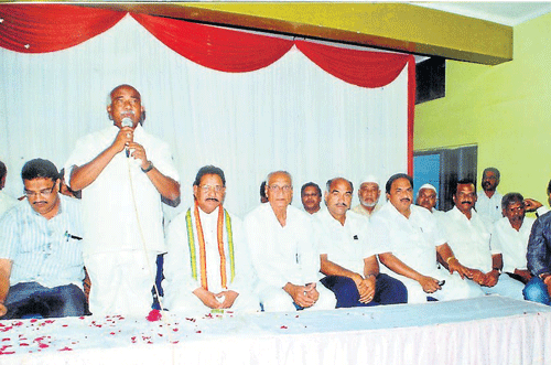 MP&#8200;A&#8200;H&#8200;Vishwanath addresses the party workers at thanks giving meeting, at Ittigegud in Mysore on Tuesday. MLA&#8200;Tanveer Sait, City Congress president C Dasegowda, former MLA&#8200;H C Basavaraj, ZP president K Mahadev and others are seen. dh photo