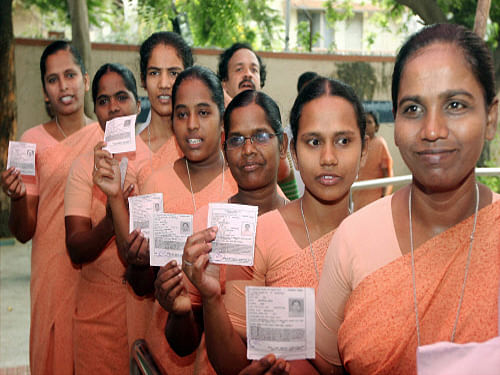 Up to 70 percent electors voted Thursday in Tamil Nadu's 39 Lok Sabha constituencies with the election coming to an end at 6 p.m., said the Election Commission. PTI Photo