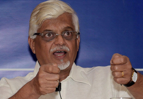 Prime Minister Manmohan Singh's former media adviser Sanjaya Baru Friday maintained that no one has questioned facts in his controversial new book that portrays the prime minister's position as being undermined by Congress president Sonia Gandhi. PTI photo