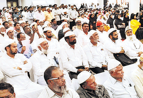 People gather to take part in online draw of lots for Haj pilgrimage, in  Bangalore on Sunday. DH photo