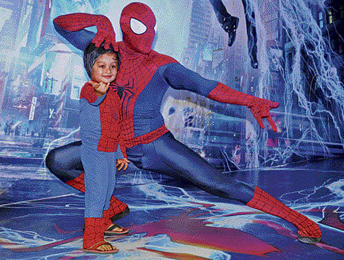 When superhero Spider-Man swung by at the Forum Mall, Koramangala recently, excited fans got the chance to meet and greet him before the arrival of his highly anticipated movie, 'The Amazing Spider-Man 2'.