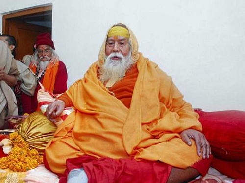 Dwarka Shankaracharya Swami Swaroopanand Saraswati has also been his critic since long and had taken him on recently for 'Har Har Modi' slogan, inspired by a religious incantation, raised by his supporters. PTI photo