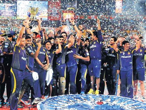 Kolkata Knight Riders celebrate after winning the IPL title in Bangalore on Sunday. DH photo
