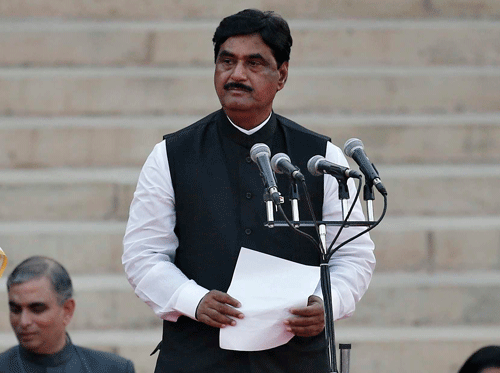 Union Minister for Rural Development Gopinath Munde, who was on his way to Delhi airport, died Tuesday morning following a car accident. He was declared dead at the All India Institute of Medical Sciences (AIIMS). PTI file photo