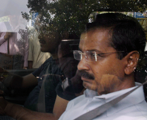 With Aam Aadmi Party mired in bitter infighting, party chief Arvind Kejriwal today attempted to reach out to the dissidents, saying Yogendra Yadav had raised important issues which needed to be sorted out. PTI File Photo