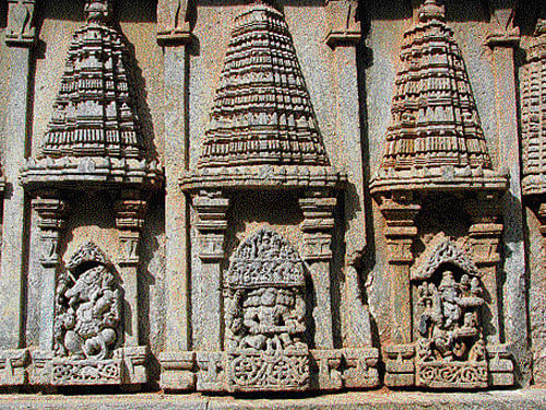 They have immortalised themselves through the numerous temple structures they built throughout Karnataka, many of that have withstood the vagaries of weather, marauders and vandals.  DH photo