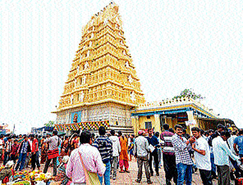 To ensure hassle free visits for specially abled persons during Ashada Shukravara puja at the Goddess Chamundeshwari temple atop Chamundi Hill, the district administration is planning to introduce buggies.