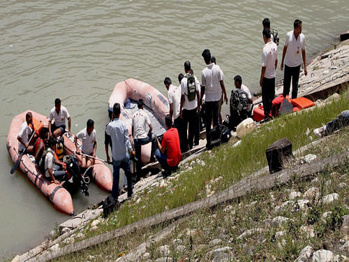 The search for a group of Hyderabad engineering students washed away in the Beas river near here is not only massive in scale involving some 550 rescuers, but first of its kind in a treacherous terrain, strong current, and low visibility in churned up silt, a senior official said. AP photo