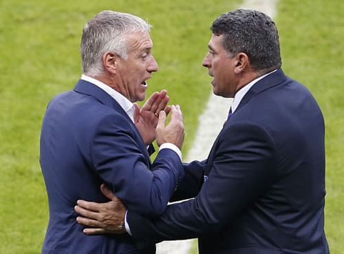 Honduras and Ecuador, who lost their opening games, chase a vital World Cup victory on Friday in a game that will see both coaches plotting the downfall of their former teams. Reuters photo