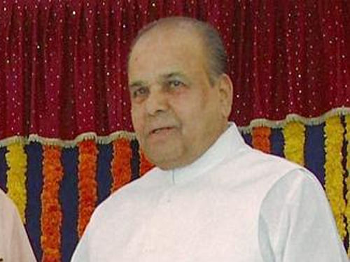 Maharashtra Governor K Sankaranarayan, who had publicly refused to resign unless asked in writing by an appropriate authority, was expecting the Congress leadership to give him the signal to quit. PTI file photo