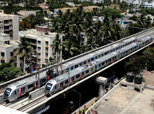 The Bombay High Court today asked the Centre to direct the fare fixation committee to expeditiously fix the tariff of the 11.4-km Mumbai Metro rail corridor which connects Versova in the west to Ghatkopar in the east. PTI File Photo