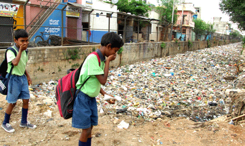 It has come to light that many garbage disposal-related projects in the pipeline face numerous problems, ranging from land acquisition process, protests near the places where these projects are coming up and breakdown of negotiations. DH photo