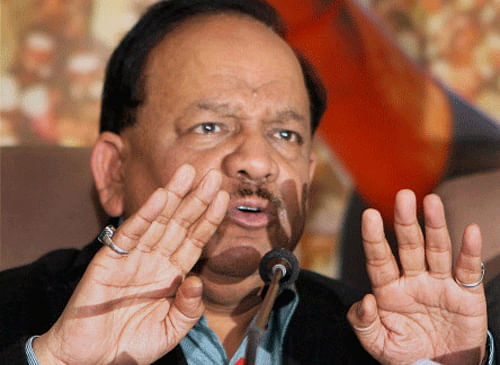 Union Health Minister Harsh Vardhan today clarified that he does not propose a ban on sex education as suggested by a prominent newspaper through banner headlines today. PTI image
