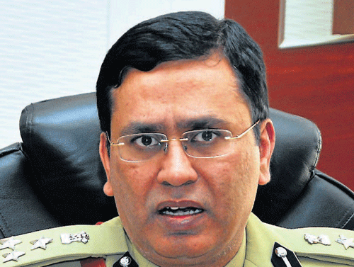 In a bid to reduce traffic congestion in the city through better traffic management, the State government has sanctioned M-Track, said City Police Commissioner R Hitendra.  DH photo