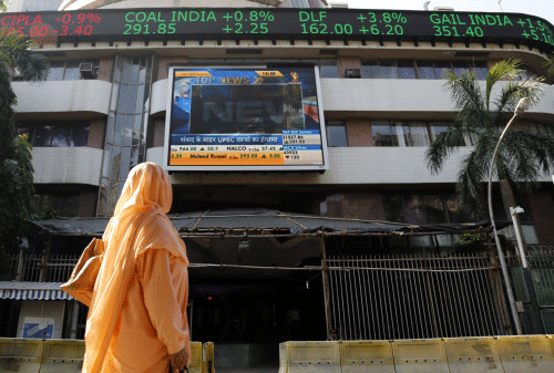 A benchmark index of Indian equities markets Friday closed 138.31 points or 0.54 percent higher, as oil and gas and bank stocks surged. AP file photo