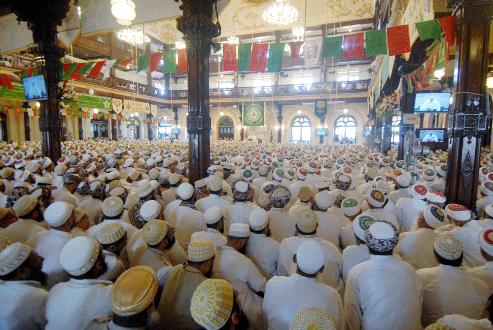 A mosque here has been using electronic jamming equipment to ensure that cell phones carried by devotees do not ring during prayers and cause disturbance to the congregation. PTI file photo
