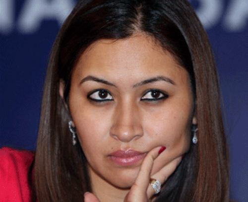 Indian badminton's glamour girl Jwala Gutta today rubbished the controversy surrounding Maria Sharapova, saying that the tennis great should not be criticised for not knowing Sachin Tendulkar since cricket was a game played in a few countries. PTI file photo