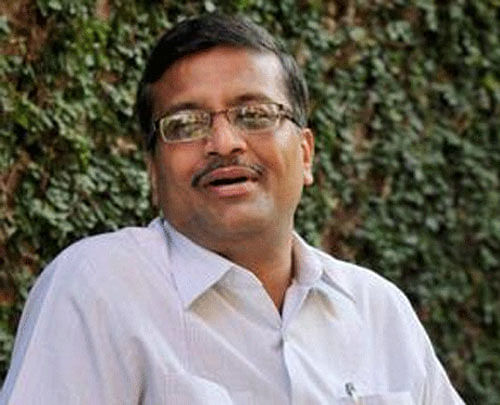 Ashok Khemka, an IAS officer of the Haryana cadre who had cancelled the mutation of a land deal involving Congress chief Sonia Gandhi's son-in-law Robert Vadra, may be deputed to the union government in two-three weeks, a central official said Tuesday. PTI file photo