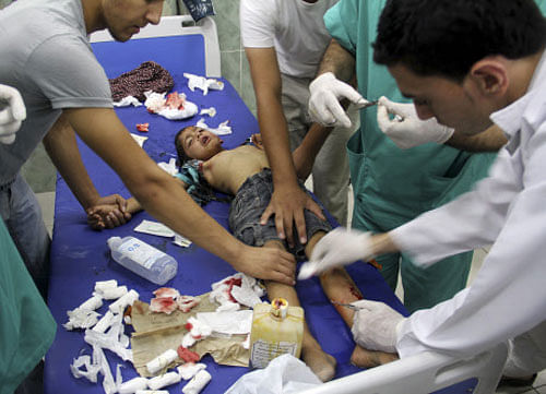 Israeli attacks on the Gaza Strip today killed six persons, including a pregnant woman and two children, taking the Palestinian toll to 815, as the 18- day conflict threatens to spread to the West Bank after deaths of two youths in anti-Israel protests in north of Jerusalem. AP file ephoto