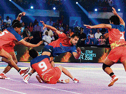Kabaddi, an indigenous contact sport in India, is witnessing a resurgence, thanks to big-time commercial sponsorship and prime time TV patronage. DH file photo