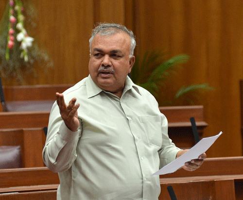 Transport Minister Ramalinga Reddy on Tuesday, announced Rs 15-crore package for development and infrastructure makeover of Peenya Industrial Area, which houses 8,000 small and medium industries / Dh file photo