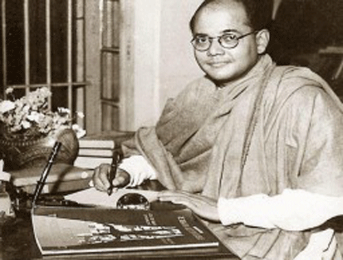 Amidst speculation that India's highest civilian award Bharat Ratna may be conferred on Netaji Subhas Chandra Bose, a majority of his family members today disapproved of the idea and instead demanded that the mystery of his disappearance be solved first. File photo