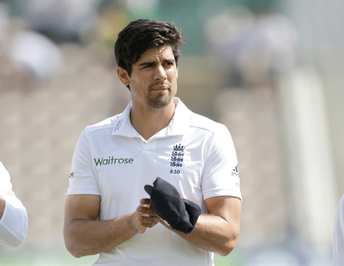 England captain Alastair Cook won the toss and elected to bowl against India under overcast conditions in the fifth and final cricket Test at the Oval, here today. Ap file photo