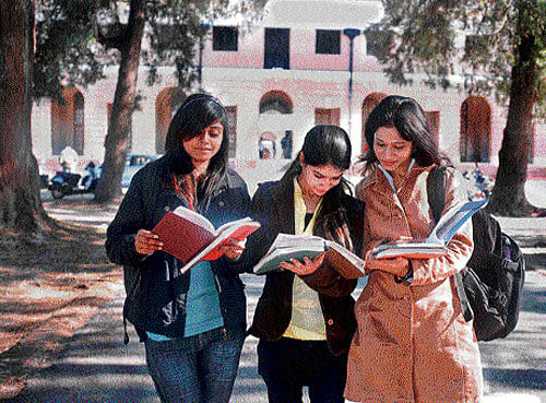The government Saturday said marks for English language comprehension skills in the civil services preliminary examinations will not be included for the purpose of gradation. DH file photo