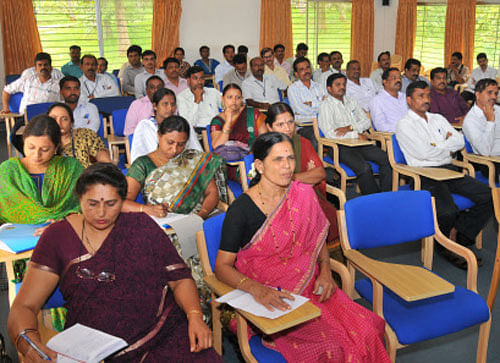 College teachers will now be able to avail only two study leaves in their entire careers, the University Grants Commission (UGC) noted in its guidelines issued to all varsities recently. DH photo for representation
