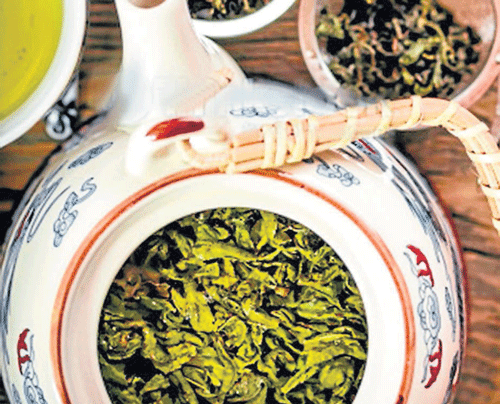 Elixir: Green tea is an excellent ingredient for beauty  products.