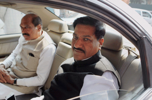 Congress today said it supported Maharashtra Chief Minister Prithviraj Chavan's decision not to attend the events with Prime Minister Narendra Modi in Nagpur, saying the 'decision is right considering the way chief ministers are treated in PM's events.' PTI file photo