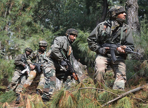 Extending ceasefire violations to Samba district, Pakistan troops heavily shelled and fired upon 40 Border Out Posts (BoPs) and 24 villages along the International Border in Jammu and Samba districts, leaving three persons injured. File photo - PTI