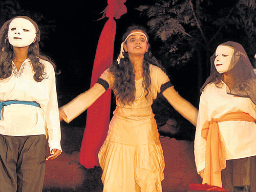 A performance underway at Hunnime Haadu. PHOTO BY AUTHOR