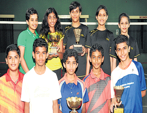 Winners of the Ramaiah Rajan Memorial Junior State ranking badminton tournament. BACK ROW(L-R); Deetya Jagadish, Medha Shashidharan, Drithi Yatheesh, Keerthana Shroff and Tanya Hemant. FRONT ROW(L-R); Rohith M, Vikhyath MR., Pruthvi Roy, Naren Iyer, Mayuresh Janpandit. DH PHOTO.