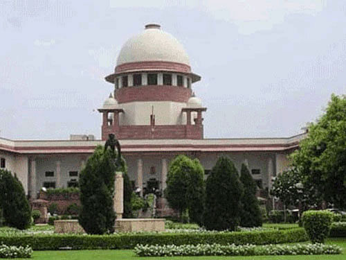 The Supreme Court Tuesday took a strong view of the army letting off its officers with light punishment after they were held guilty of selling their weapons to arms dealers without taking required permission. PTI file photo