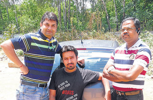 Mahesh Gidwani, Kumar Gaurav and Saumitra Kayal. DH Photo