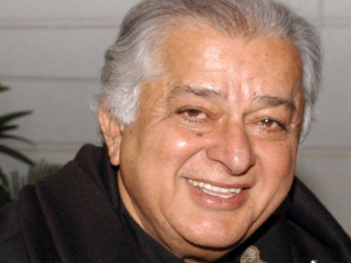 Veteran Bollywood actor Shashi Kapoor has been admitted to the intensive care unit (ICU) of a hospital here for chest infection, doctors attending on him said today. DH file photo