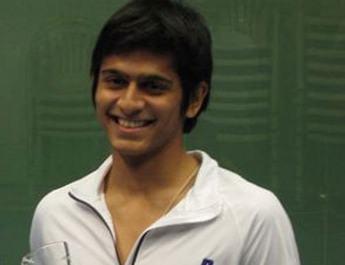 Saurav Ghosal became the first Indian to enter the Asian Games final, beating 2006 champion Ong Beng Hee while Dipika Pallikal secured the country its maiden women s singles medal, a bronze, after losing the semifinal to world number one Nicol David here today. DH file photo