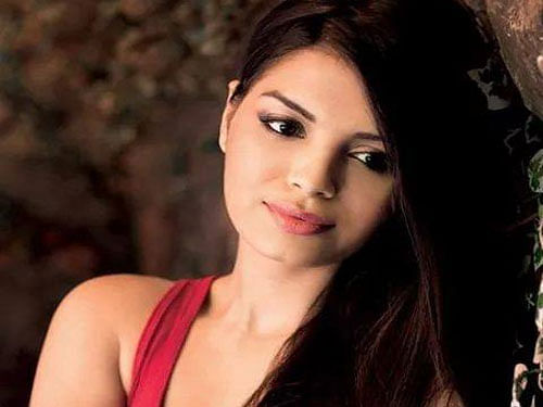 Model-turned-actress Sonali Raut, who has entered reality show Bigg Boss 8 in a bid to get visibility , says her Bollywood debut with  The Xpose didnt get her the recognition she had hoped for. Pic: Facebook